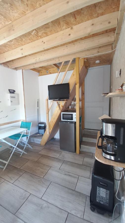 Le Calme A La Campagne Apartment Besson Exterior photo