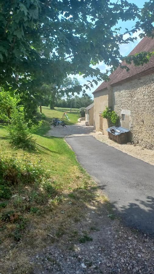 Le Calme A La Campagne Apartment Besson Exterior photo