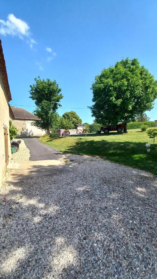 Le Calme A La Campagne Apartment Besson Exterior photo