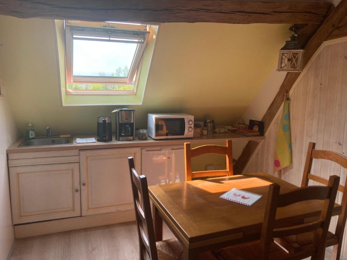 Le Calme A La Campagne Apartment Besson Exterior photo